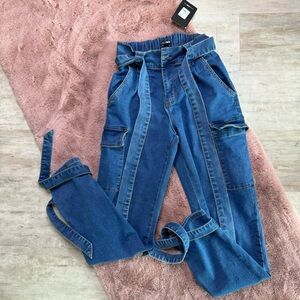 NWT! Fashion nova cargo jeans